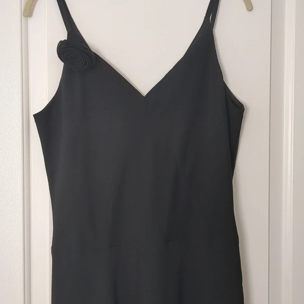 Vintage Kathie Lee Bias Cut Midi Black Dress With Rosette Women's 8/10 - Picture 2 of 6